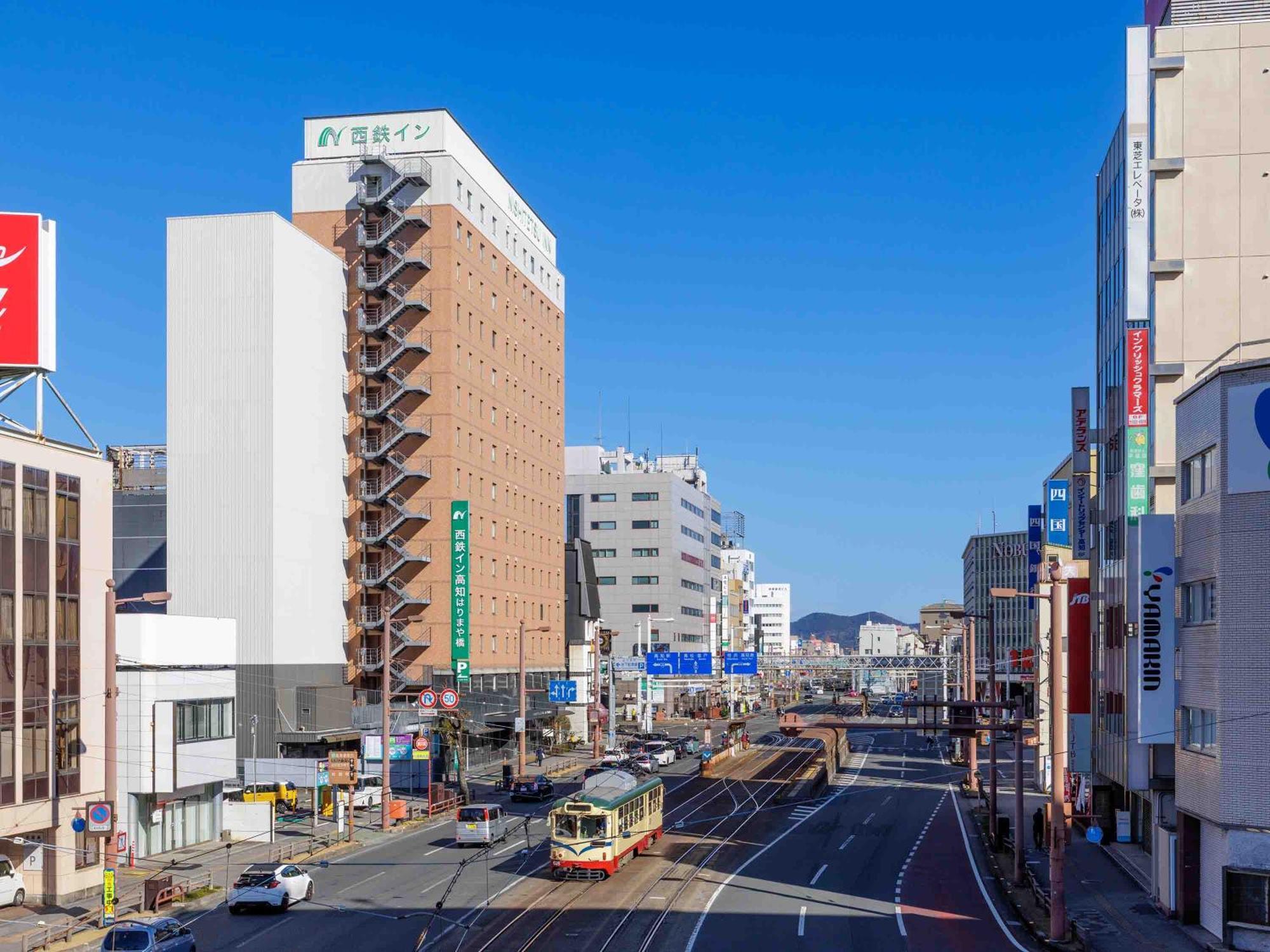 Nishitetsu Inn Kochi Harimayabashi Екстер'єр фото